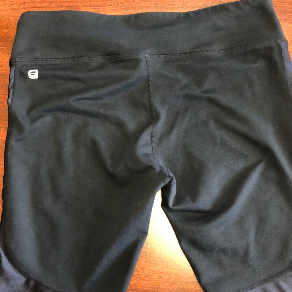 Fabletics Salar Statement Power Hold Black Capri - image 7